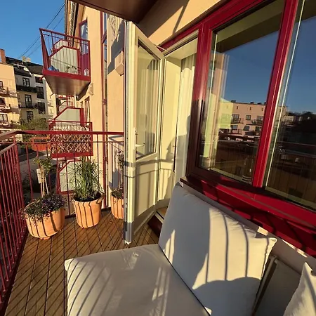 Delightful 3-room In Toyen *