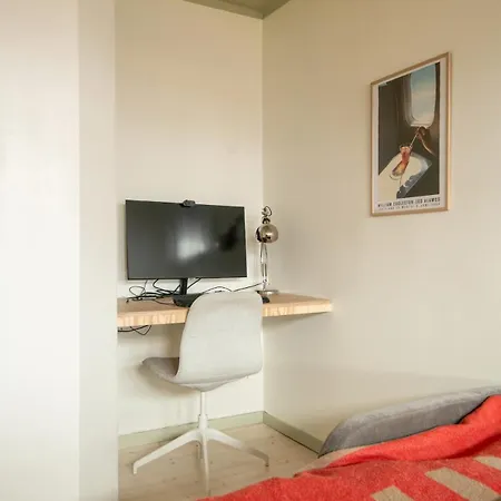 Delightful 3-room In Toyen Oslo