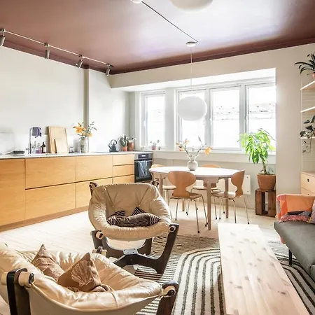 Delightful 3-room In Toyen *
